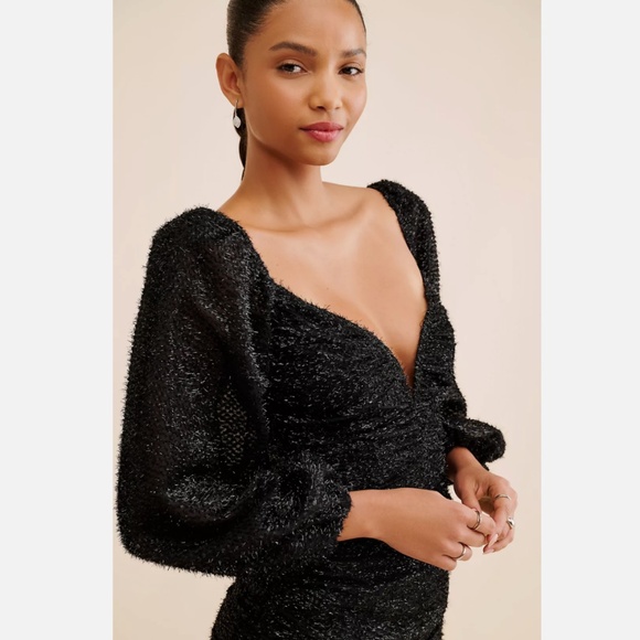 NWT ANTHROPOLOGIE ASTR THE LABEL RUCHED CENTER LONG SLEEVE DRESS - Picture 3 of 3